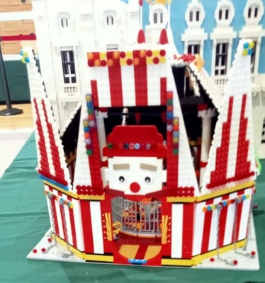 MOC -Tenda do Circo.jpg