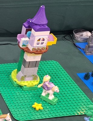 MOC_Rapunzel_Duplo_1.jpg